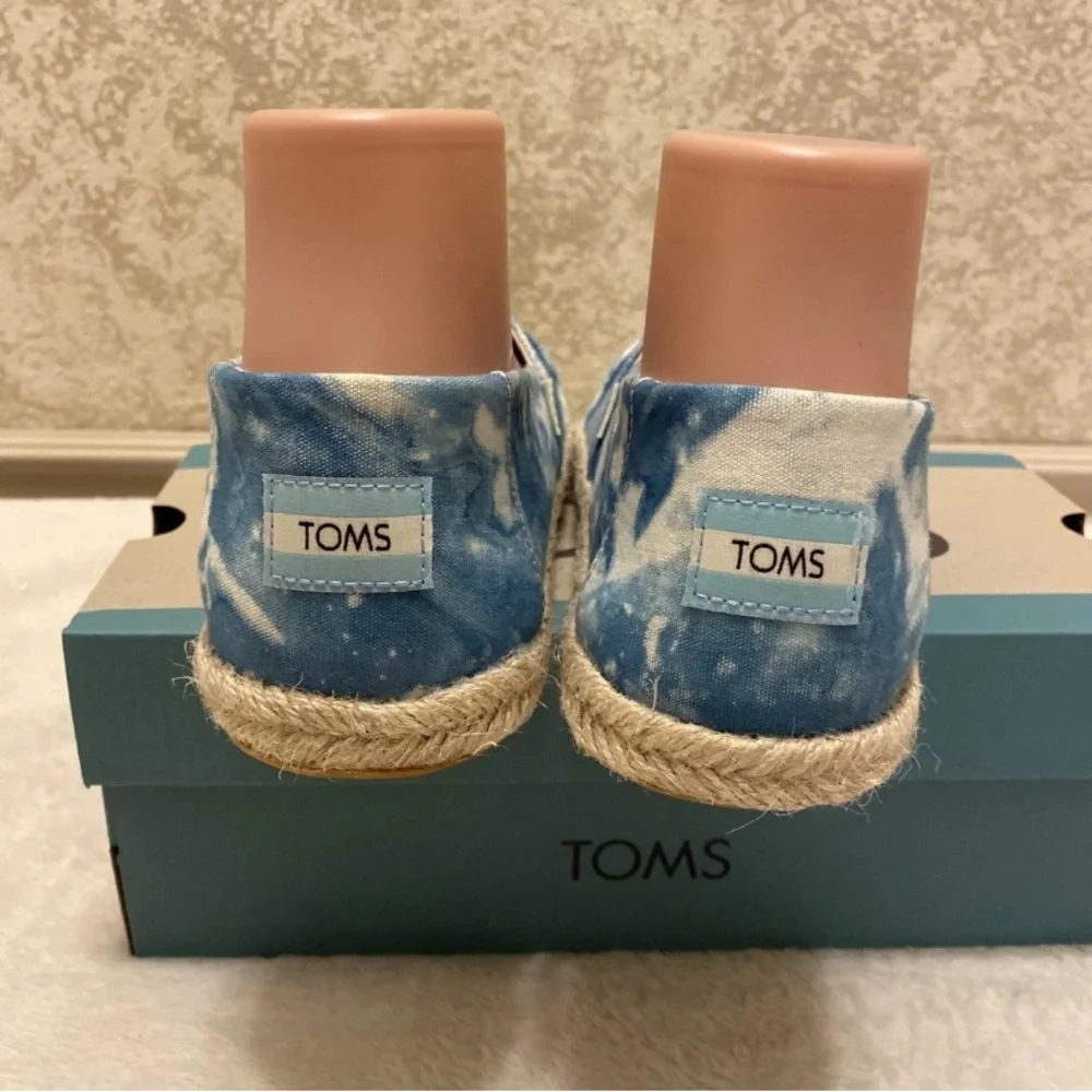 TOMS Blue And White Tie-Dye Espadrilles